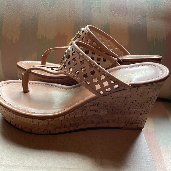 Tommy Hilfiger wedges - Picture 6 of 14